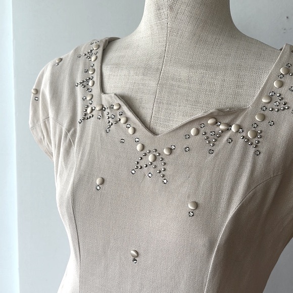 Vintage beige wiggle dress with pockets size 6 - Picture 3 of 14